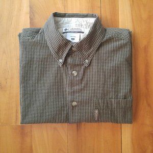 Columbia Men's Long-Sleeved Button-Down Shirt